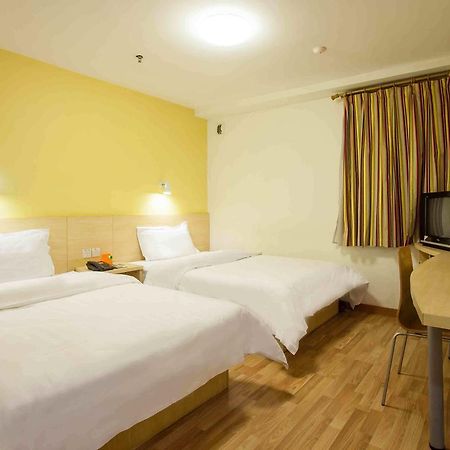 7Days Inn Dalian Harbour Square Ferry Terminal Экстерьер фото