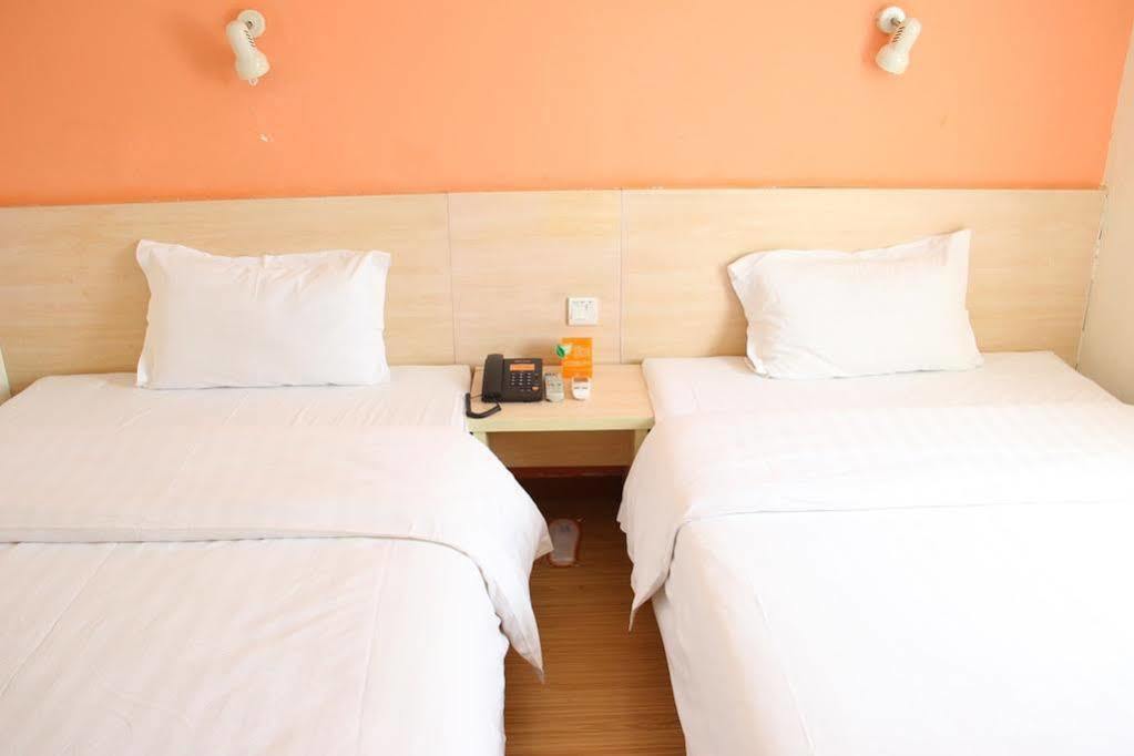 7Days Inn Dalian Harbour Square Ferry Terminal Экстерьер фото