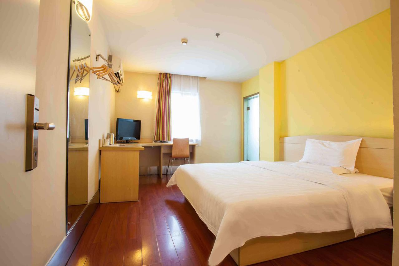 7Days Inn Dalian Harbour Square Ferry Terminal Экстерьер фото