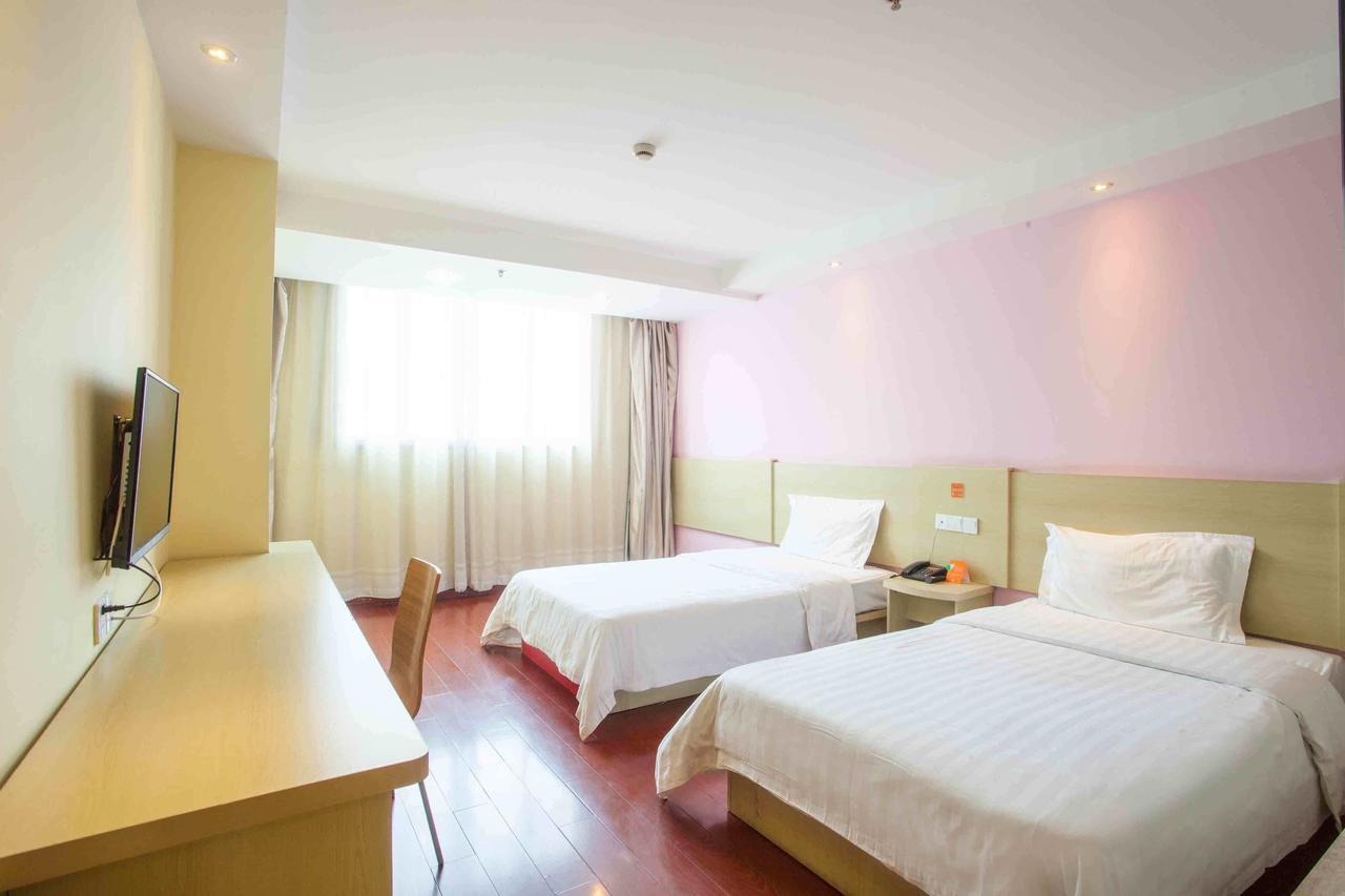 7Days Inn Dalian Harbour Square Ferry Terminal Экстерьер фото