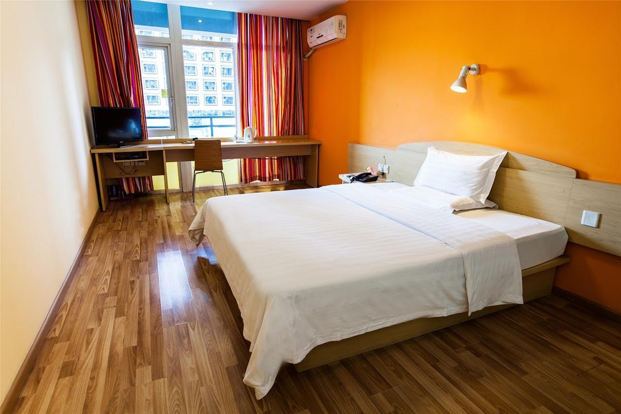 7Days Inn Dalian Harbour Square Ferry Terminal Экстерьер фото